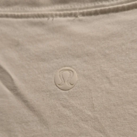 lululemon athletica Cream and Green Botanical Long Sleeve Tee - Picture 4 of 6